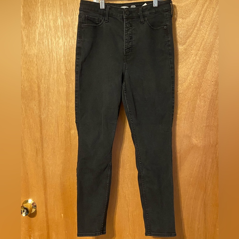 Old Navy Rockstar Super Skinny